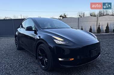 Внедорожник / Кроссовер Tesla Model Y 2022 в Луцке