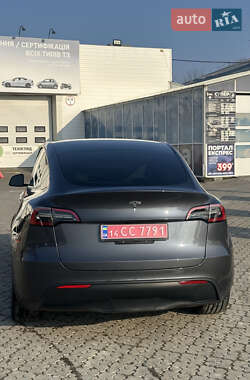 Внедорожник / Кроссовер Tesla Model Y 2023 в 