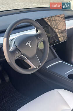 Внедорожник / Кроссовер Tesla Model Y 2023 в 