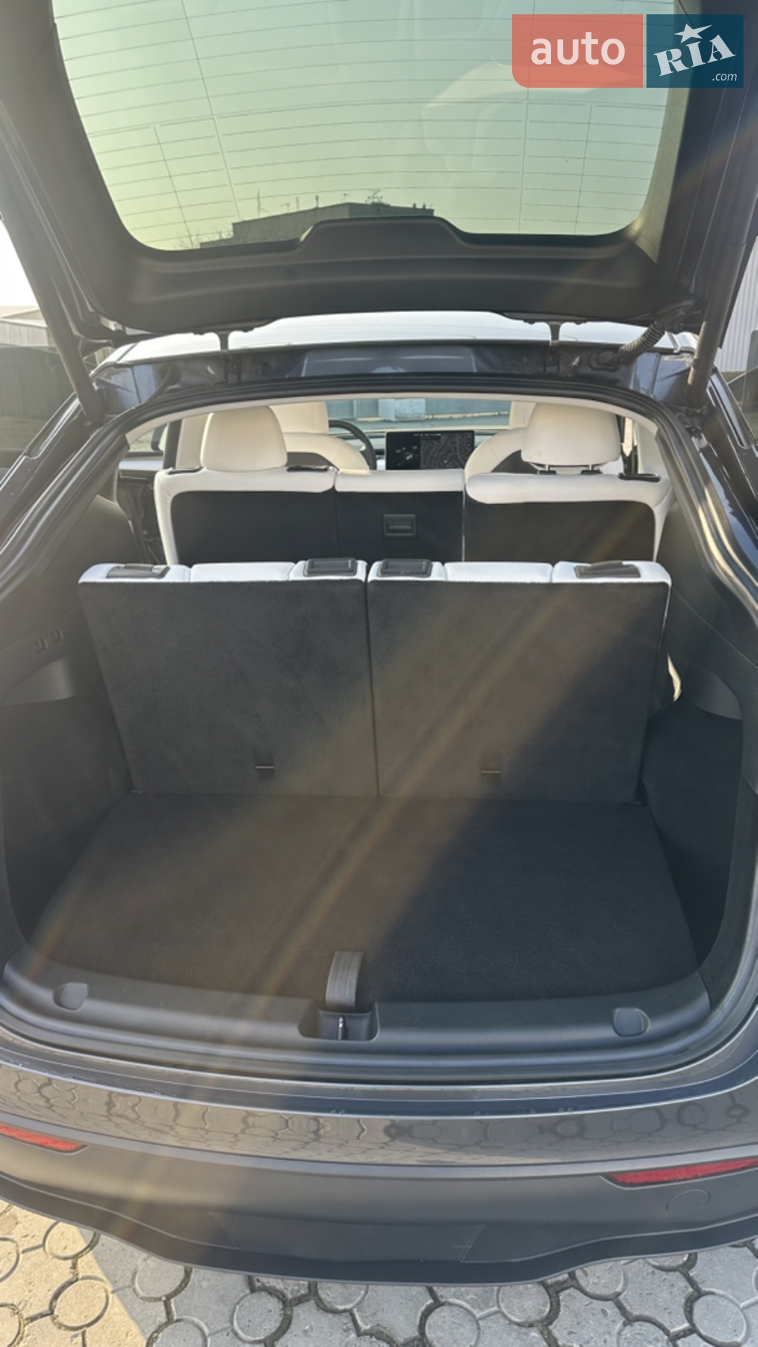 2023 Tesla Model Y - мініатюра 21
