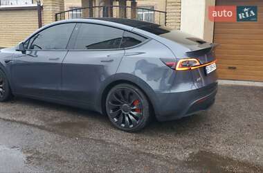 Внедорожник / Кроссовер Tesla Model Y 2022 в 