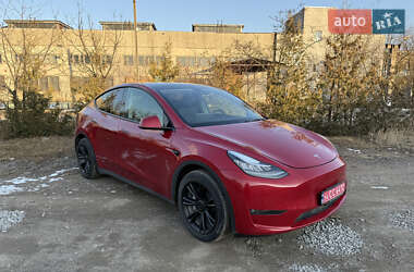 Tesla Model Y 2021