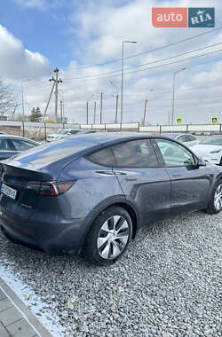 Внедорожник / Кроссовер Tesla Model Y 2021 в 