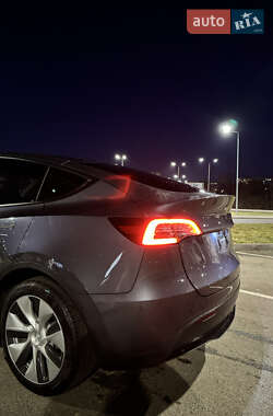 Внедорожник / Кроссовер Tesla Model Y 2023 в 