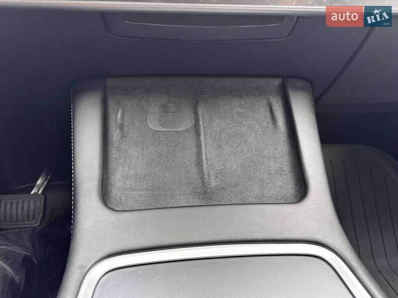 Внедорожник / Кроссовер Tesla Model Y 2023 в Виннице
