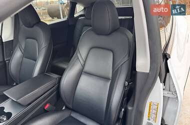 Внедорожник / Кроссовер Tesla Model Y 2023 в 