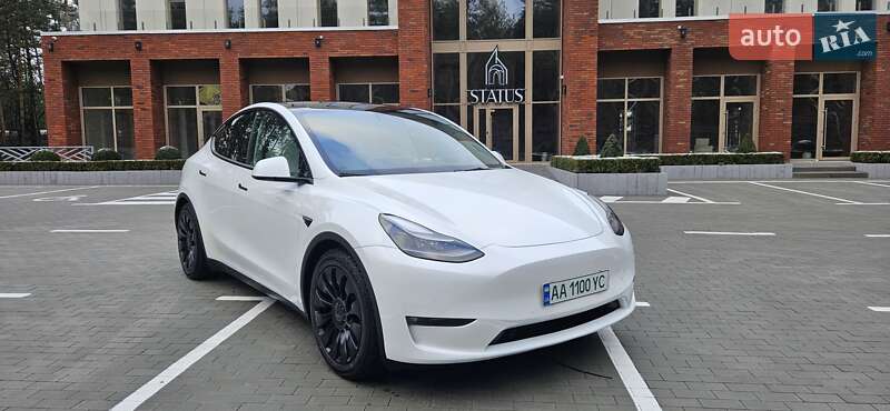 Позашляховик / Кросовер Tesla Model Y 2022 в Бучі