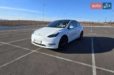 Позашляховик / Кросовер Tesla Model Y 2023 в Рівному