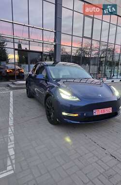 Внедорожник / Кроссовер Tesla Model Y 2021 в Ровно