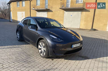 Позашляховик / Кросовер Tesla Model Y 2024 в Івано-Франківську