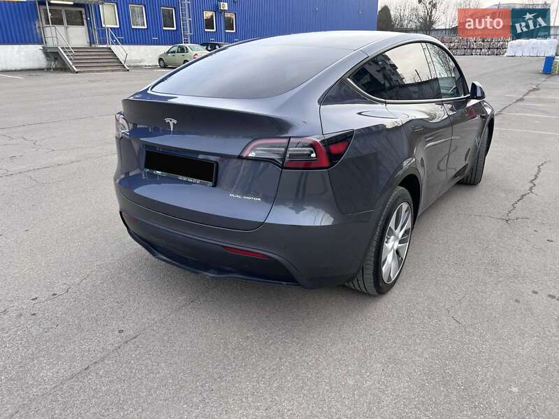Позашляховик / Кросовер Tesla Model Y 2023 в Львові