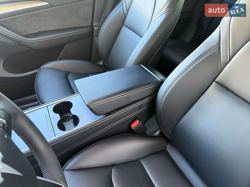 Внедорожник / Кроссовер Tesla Model Y 2023 в Черновцах фото 54 Внедорожник / Кроссовер Tesla Model Y 2023 в Черновцах