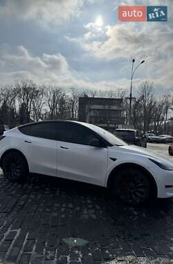 Внедорожник / Кроссовер Tesla Model Y 2022 в 