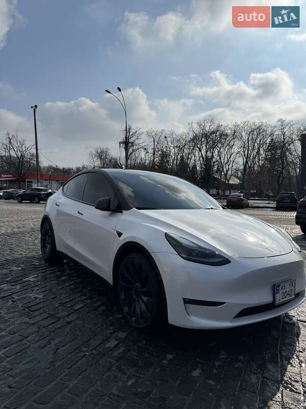 Внедорожник / Кроссовер Tesla Model Y 2022 в Харькове