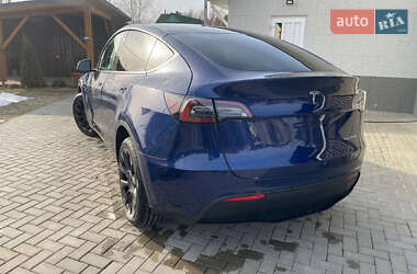 Позашляховик / Кросовер Tesla Model Y 2023 в 