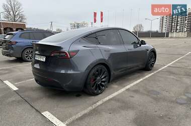 Позашляховик / Кросовер Tesla Model Y 2023 в Києві