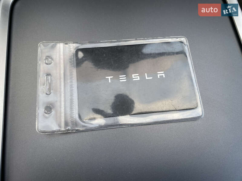 Внедорожник / Кроссовер Tesla Model Y 2023 в Самборе