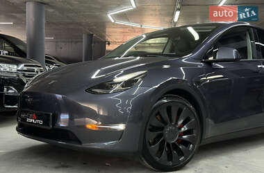 Внедорожник / Кроссовер Tesla Model Y 2022 в 