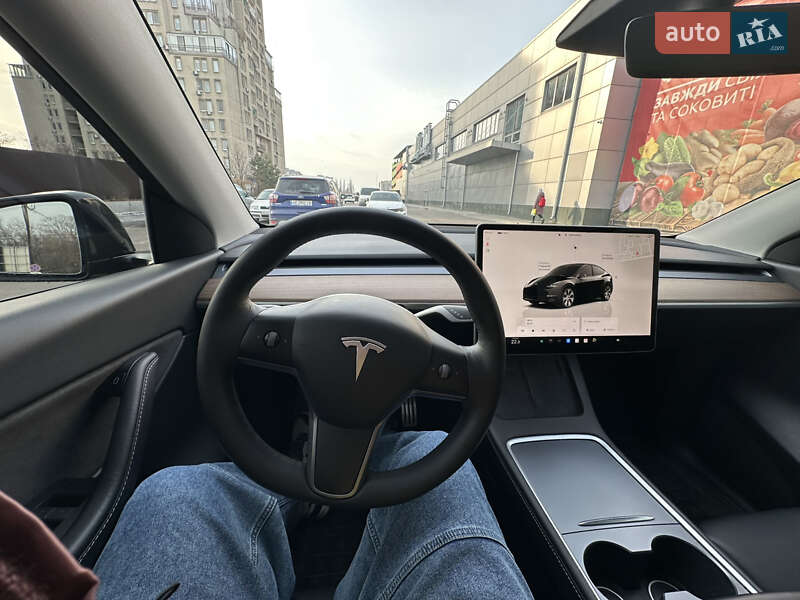 Внедорожник / Кроссовер Tesla Model Y 2022 в Днепре