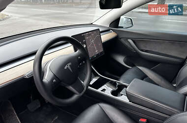 Позашляховик / Кросовер Tesla Model Y 2020 в 