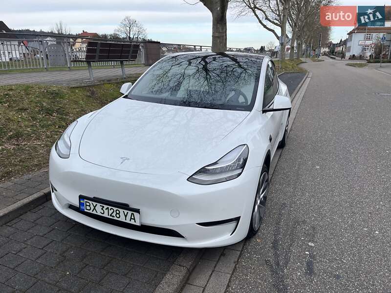 Позашляховик / Кросовер Tesla Model Y 2021 в Хмельницькому