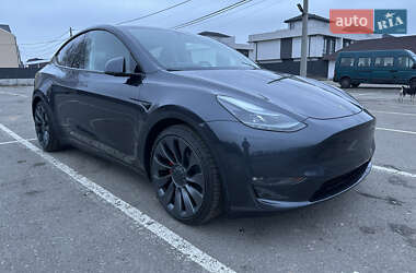 Позашляховик / Кросовер Tesla Model Y 2024 в Києві