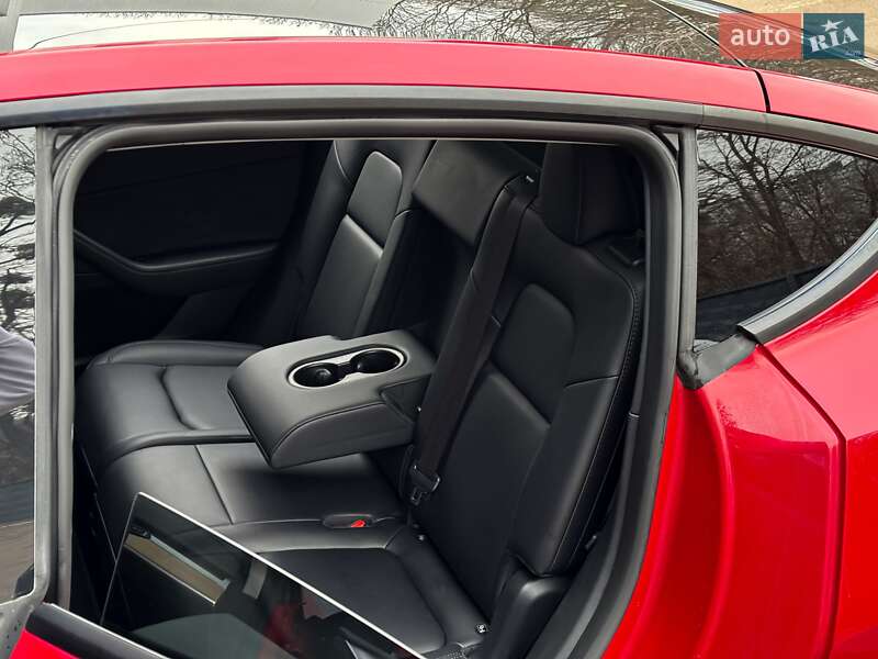 Внедорожник / Кроссовер Tesla Model Y 2023 в Киеве фото 14 Внедорожник / Кроссовер Tesla Model Y 2023 в Киеве