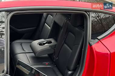 Внедорожник / Кроссовер Tesla Model Y 2023 в 