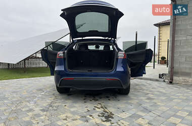Внедорожник / Кроссовер Tesla Model Y 2023 в 