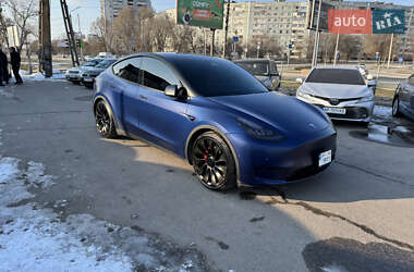 Внедорожник / Кроссовер Tesla Model Y 2020 в 