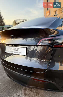 Внедорожник / Кроссовер Tesla Model Y 2024 в 