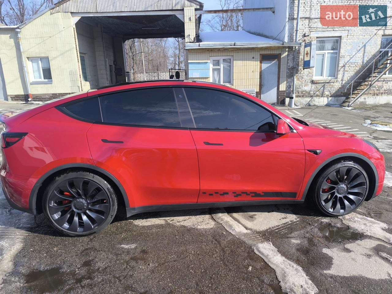2021 Tesla Model Y - мініатюра 12