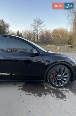 Внедорожник / Кроссовер Tesla Model Y 2022 в 