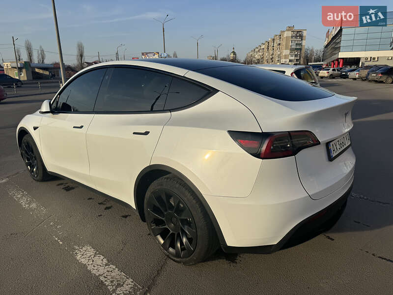 Позашляховик / Кросовер Tesla Model Y 2022 в Харкові