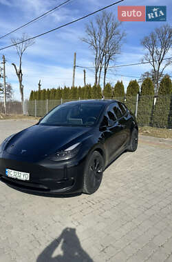 Tesla Model Y 2023 Tesla Model Y 2023