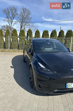 Позашляховик / Кросовер Tesla Model Y 2023 в 