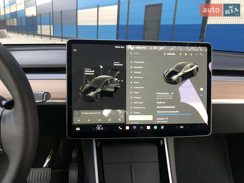 Позашляховик / Кросовер Tesla Model Y 2021 в Львові