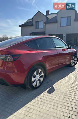 Внедорожник / Кроссовер Tesla Model Y 2023 в 