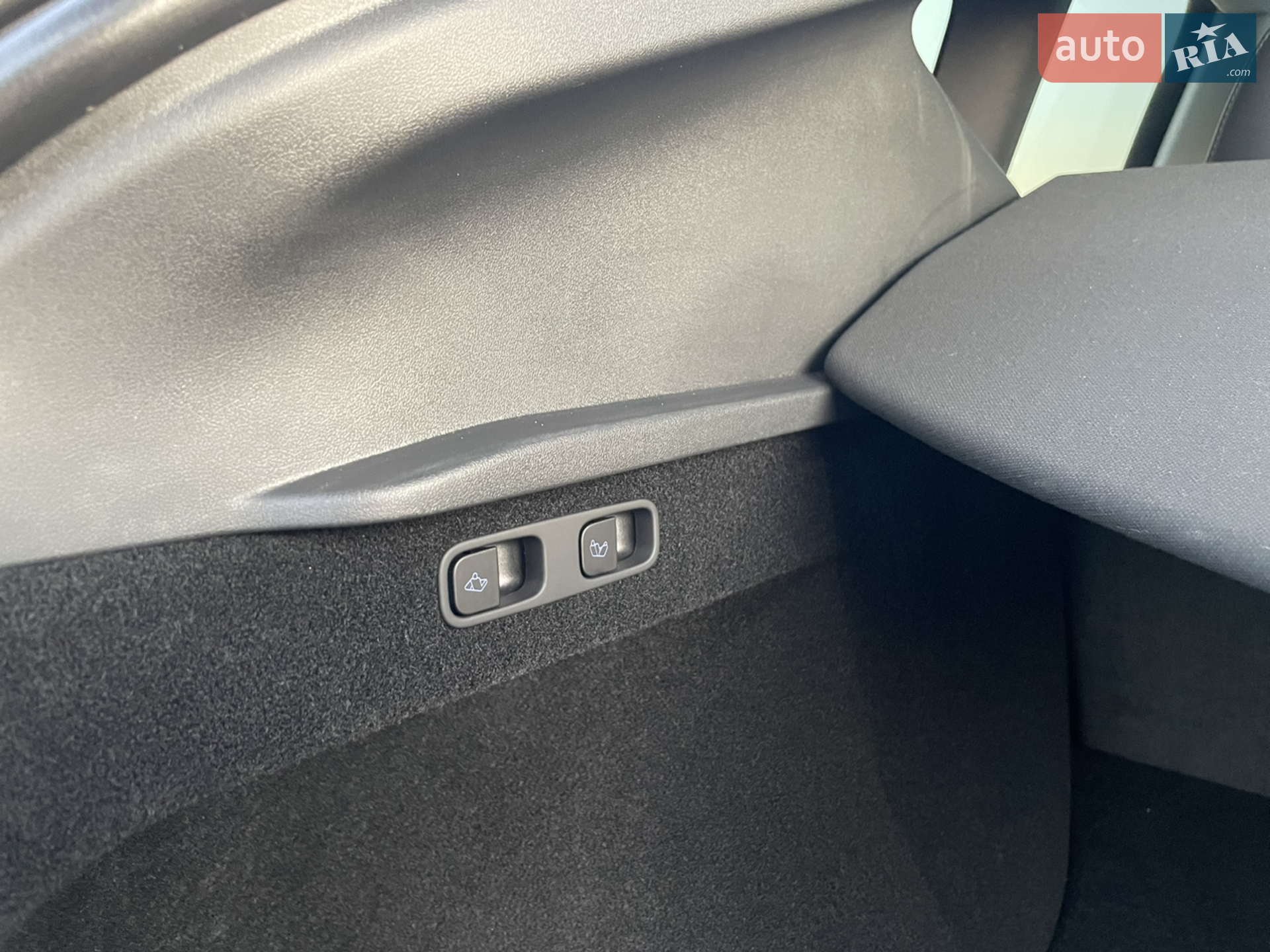 2023 Tesla Model Y - мініатюра 33