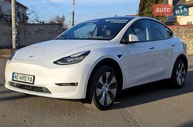 Tesla Model Y 2021