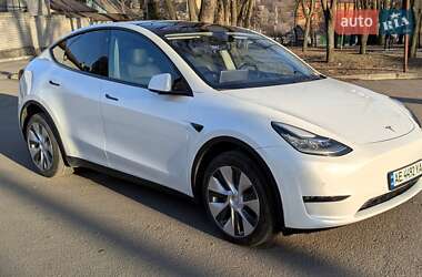 Внедорожник / Кроссовер Tesla Model Y 2021 в 