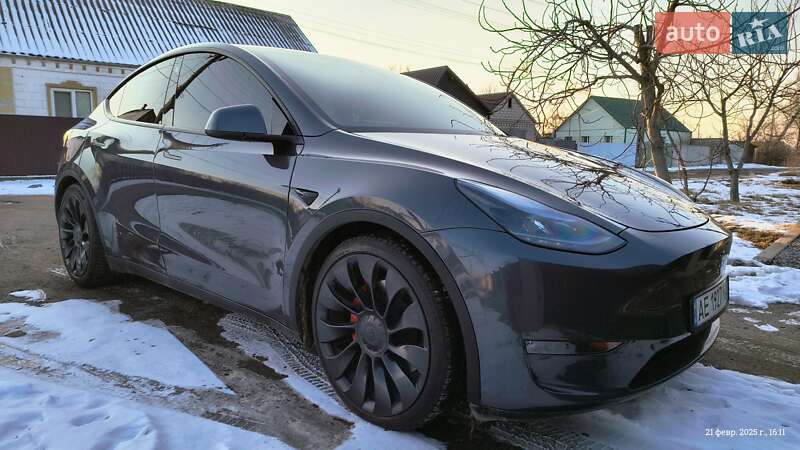 Внедорожник / Кроссовер Tesla Model Y 2022 в Новомосковске
