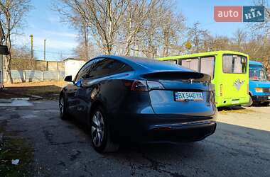 Позашляховик / Кросовер Tesla Model Y 2023 в Хмельницькому