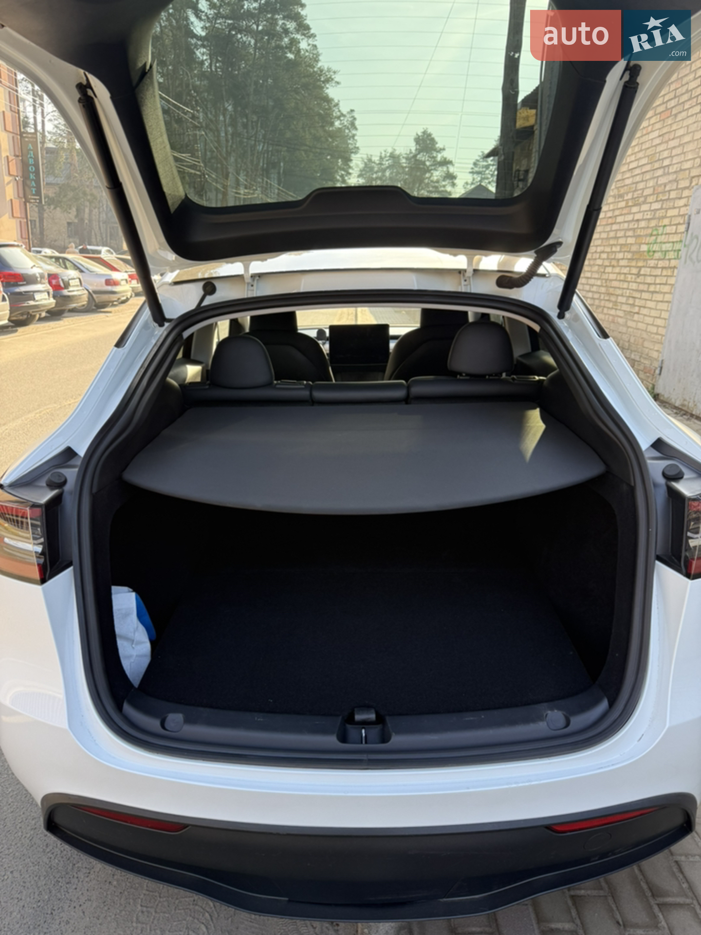 2022 Tesla Model Y - мініатюра 13