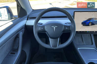 Позашляховик / Кросовер Tesla Model Y 2023 в 
