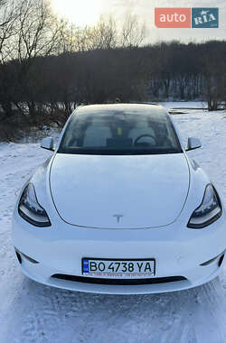 Внедорожник / Кроссовер Tesla Model Y 2020 в 