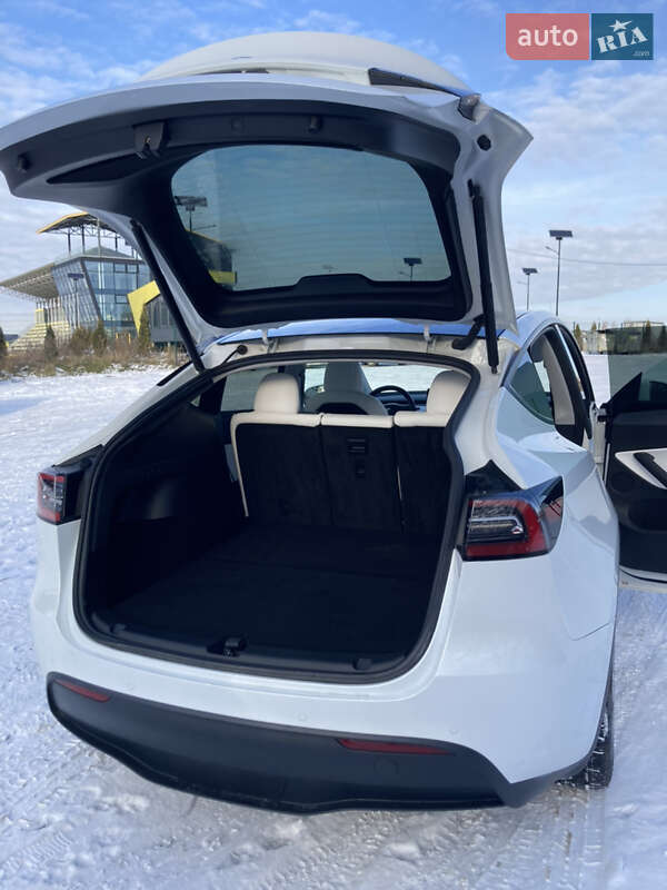 Позашляховик / Кросовер Tesla Model Y 2020 в Тернополі фото 16 Позашляховик / Кросовер Tesla Model Y 2020 в Тернополі