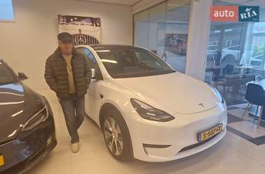 Tesla Model Y 2022 Tesla Model Y 2022