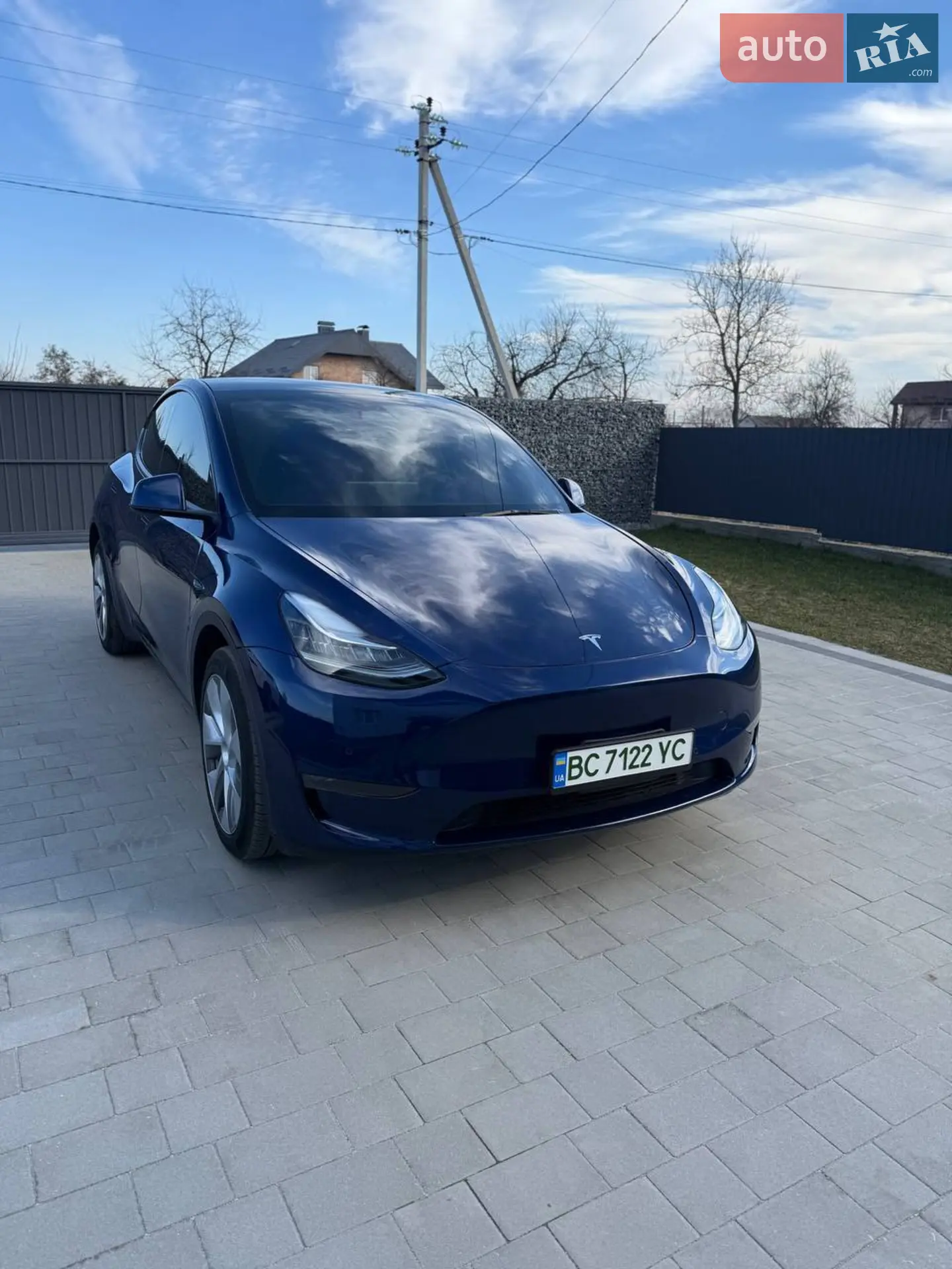 2022 Tesla Model Y - мініатюра 3