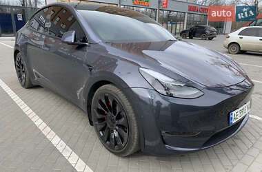 Tesla Model Y 2022